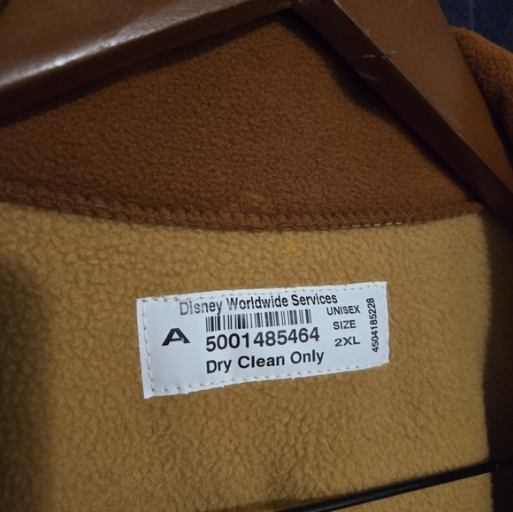 2XL Disney Worldwide Services Castmember Jacket. - Picture 2 of 3